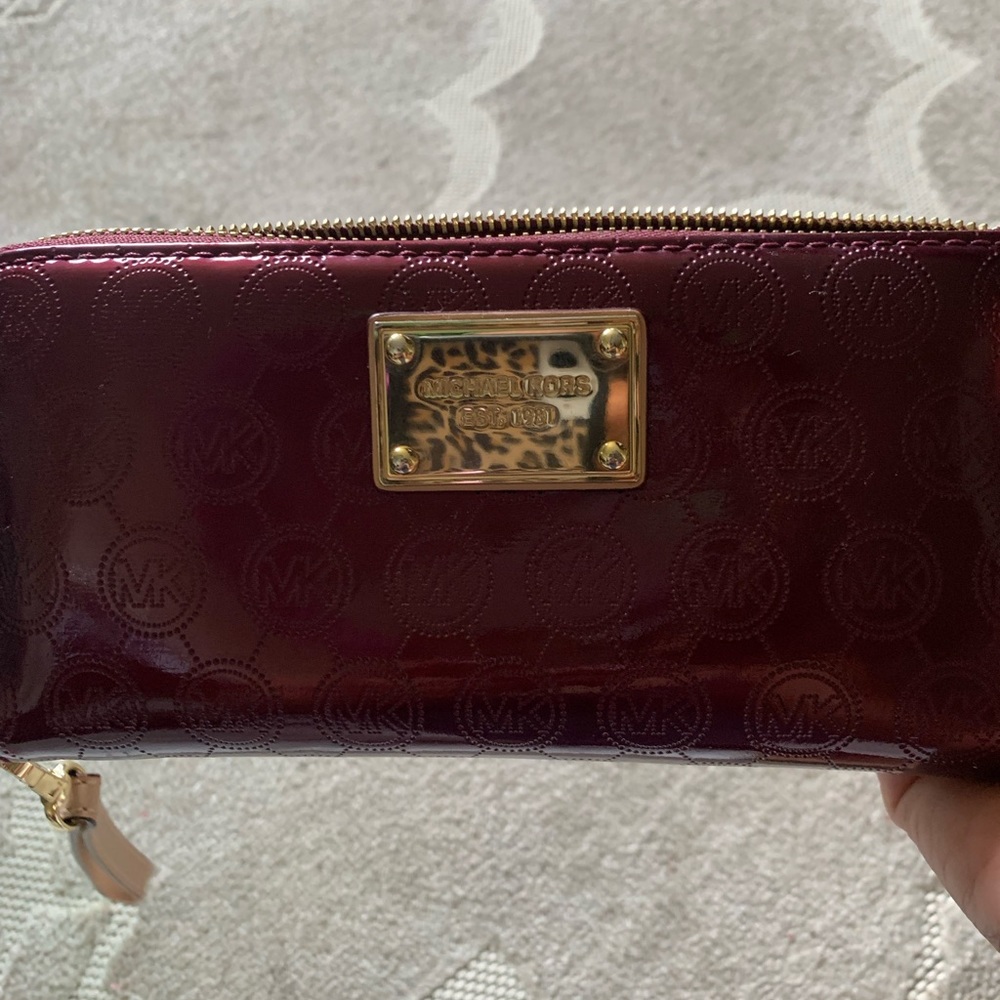 MK wallet